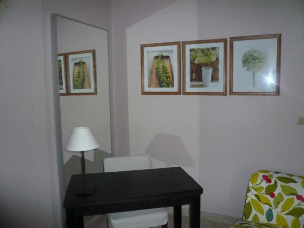 Aparthotel Tempologis à Meylan Chambre photo